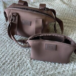 Dagne Dover medium - mauve bag and small toiletry bag in dune